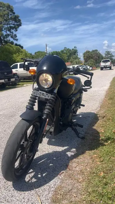 APPLY NOW: https://www.ridecollective.ca/get-pre-approved The 2015 HARLEY-DAVIDSON STREET 500 is a l...
