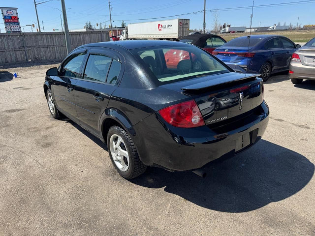2007 Pontiac G5 SEDAN, AUTO, 4 CYL, RUNS AND DRIVES WELL, AS IS in Cars & Trucks in London - Image 3