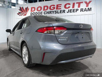 Dealer Certified Pre-Owned. This Toyota Corolla delivers a Regular Unleaded I-4 1.8 L/110 engine pow... (image 3)
