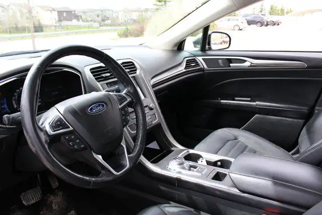 2017 Ford Fusion SE dans Autos et camions dans Calgary - Image 14