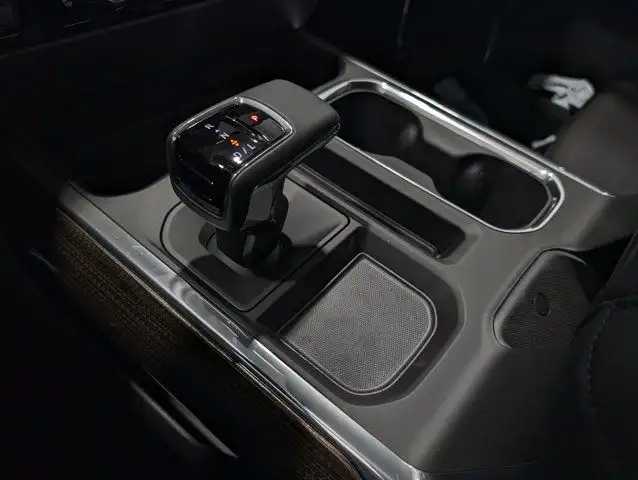 2025 Chevrolet Silverado 1500 LT- Trailering Pkg - Protection dans Autos et camions dans Barrie - Image 28