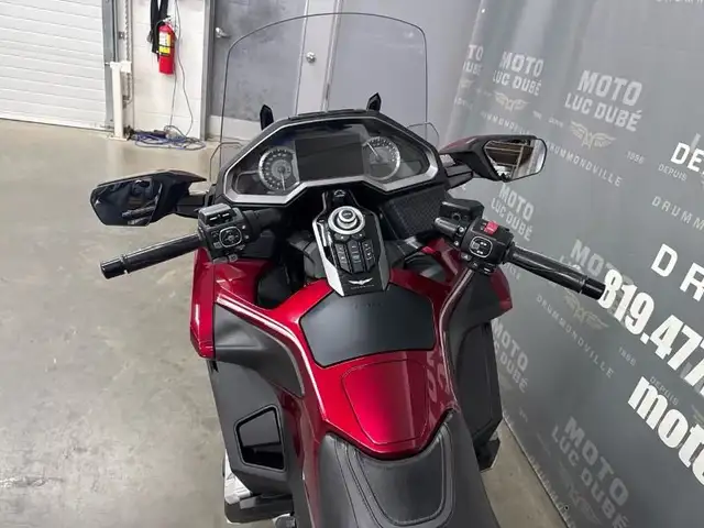 2019 Honda GL1800 Goldwing Tour DCT in Sport Touring in Drummondville - Image 12