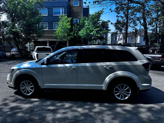2015 Dodge Journey SXT in Cars & Trucks in City of Toronto - Image 2