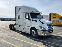 2019 Freightliner T12664ST