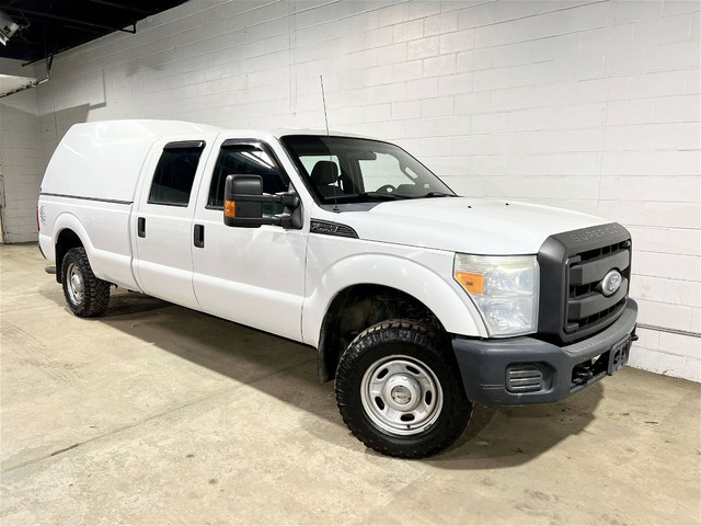 2011 Ford F-250 SD 8FT LONG BOX! 4X4! MATCHING CAP! ONE OWNER! C in Cars & Trucks in Mississauga / Peel Region