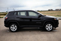 DIAMOND BLACK CRYSTAL PEARL,ENGINE: 2.0L DOHC I-4 DI TURBO W/ESS (STD),QUICK ORDER PACKAGE 29A SPORT... (image 4)