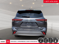 ********NOUVEL ARRIVAGE, PLUSIEURS PHOTOS À VENIR******** Découvrez le Toyota Highlander 2023 Platin... (image 4)