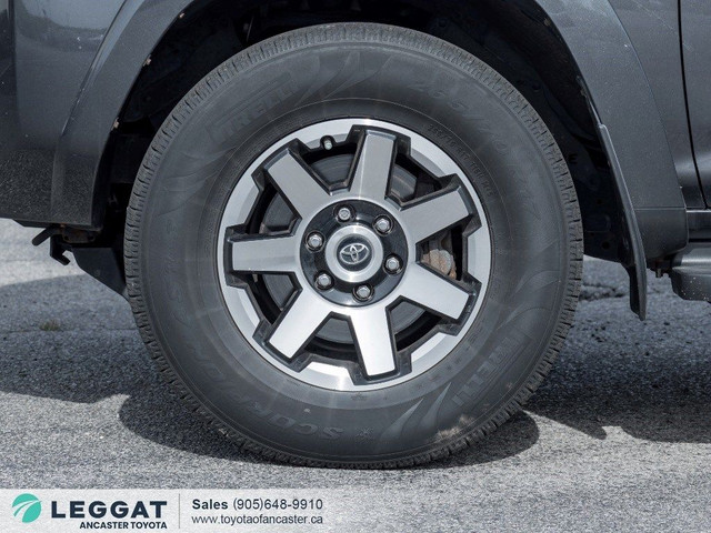 2019 Toyota 4Runner 4WD in Cars & Trucks in Hamilton - Image 4