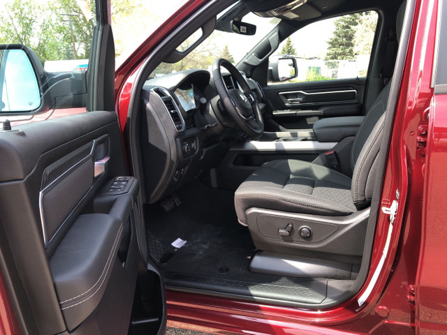 2025 RAM 1500 Big Horn 4x4 Crew Cab 6'4" Box for sale in Cars & Trucks in Medicine Hat - Image 4