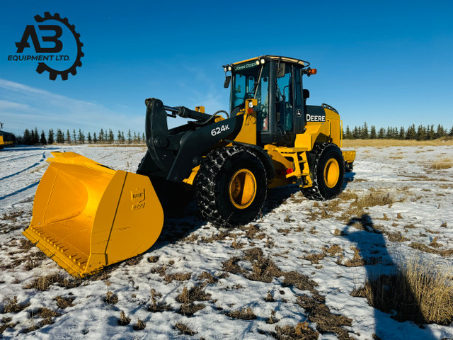 DEERE 624K LOADER  in Heavy Equipment in Calgary