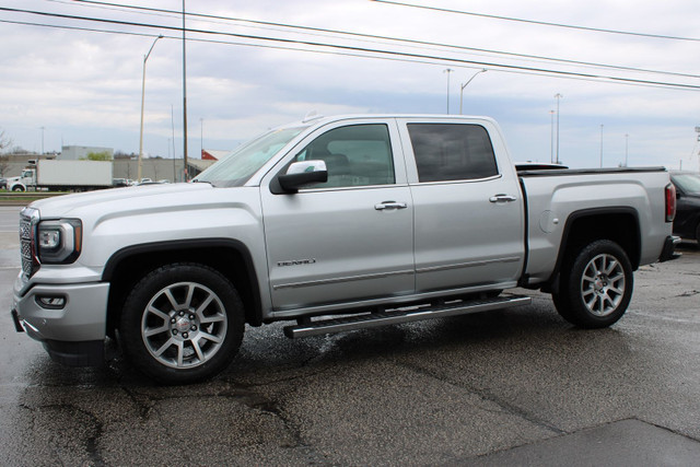 2017 GMC Sierra 1500 in Cars & Trucks in Oakville / Halton Region - Image 3