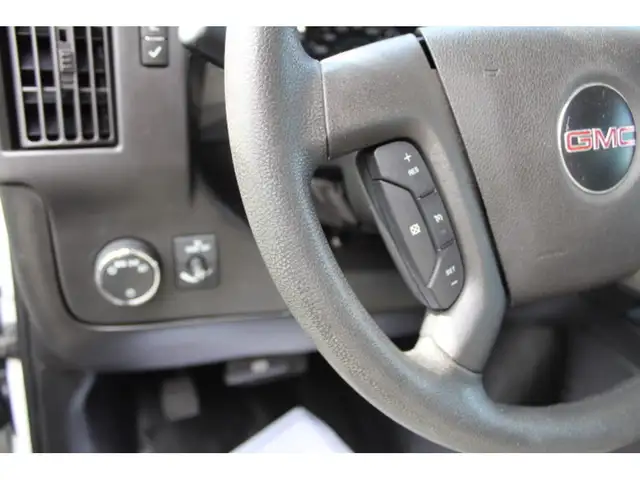 2017 GMC Savana Cargo Van 2500 CARGO 109.000 KM CERTIFIÉ RACK ET in Cars & Trucks in Laval / North Shore - Image 15