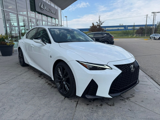 2023 Lexus IS 300 F SPORT SERIES 2 / ZERO ACCIDENTS / NAVI /... in Cars & Trucks in Calgary - Image 4