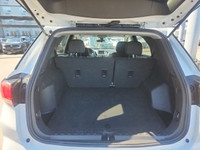 This Chevrolet Equinox boasts a Turbocharged Gas I4 1.5L/ engine powering this Automatic transmissio... (image 4)