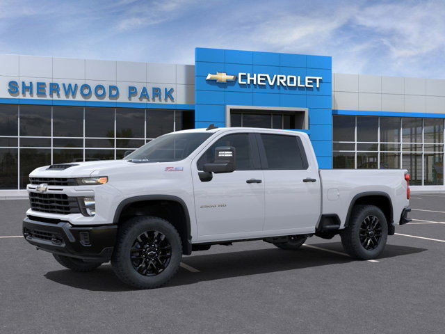 2025 Chevrolet Silverado 2500HD Custom in Cars & Trucks in Strathcona County - Image 2