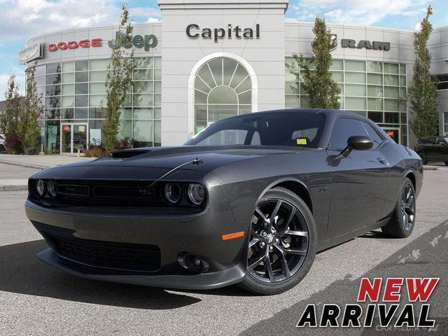 2023 Dodge Challenger R/T | RWD | 5.7L V8 HEMI MDS VVT Engine in Cars & Trucks in Edmonton
