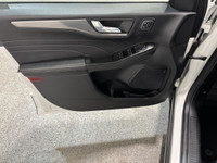 Discover the 2022 Ford Escape Titanium, a sophisticated SUV that blends performance, innovation, and... (image 7)