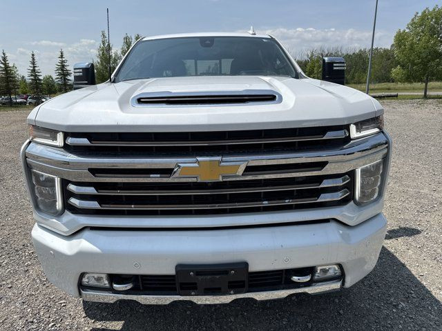 2022 CHEVROLET SILVERADO 3500 HIGH COUNTRY- DIESEL- LEATHER in Cars & Trucks in Calgary - Image 3