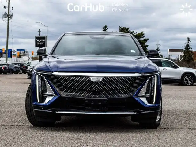 2024 Cadillac LYRIQ Tech Pano Sunroof 33Display Blind Spot Navi in Cars & Trucks in Mississauga / Peel Region - Image 9