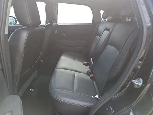 2016 Mitsubishi RVR AWD 4dr CVT GT Bluetooth Backup Camera in Cars & Trucks in Calgary - Image 15