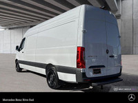 Mercedes-Benz Rive-Sud, la destination Mercedes-Benz par excellence. Bienvenue en première classe. D... (image 2)