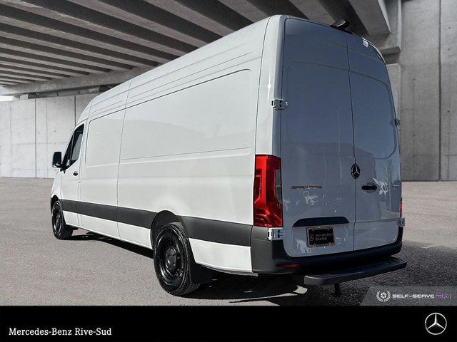 2025 Mercedes-Benz Sprinter 2500 170 Wheelbase High Roof RWD in Cars & Trucks in Longueuil / South Shore - Image 3