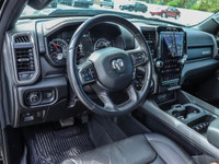 2022 RAM 1500 Sport Crew Cab 4x4 | 5.7L HEMI V8 | Night Edition | Panoramic Sunroof | 12” Screen Loa... (image 8)