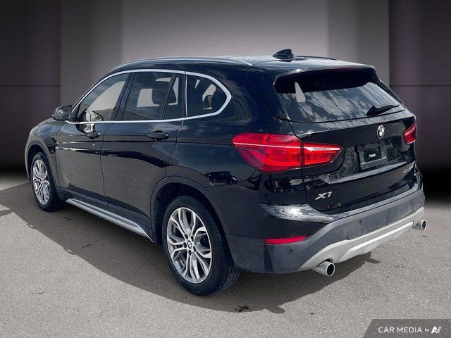 2019 BMW X1 xDrive28i | Panoramic Sunroof | Carplay | Brown in Cars & Trucks in Cambridge - Image 4
