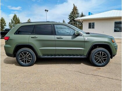2020 Jeep Grand Cherokee TRAILHAWK 4X4 *WRAPPED* w/LEATHER & PAN in Cars & Trucks in Edmonton - Image 2