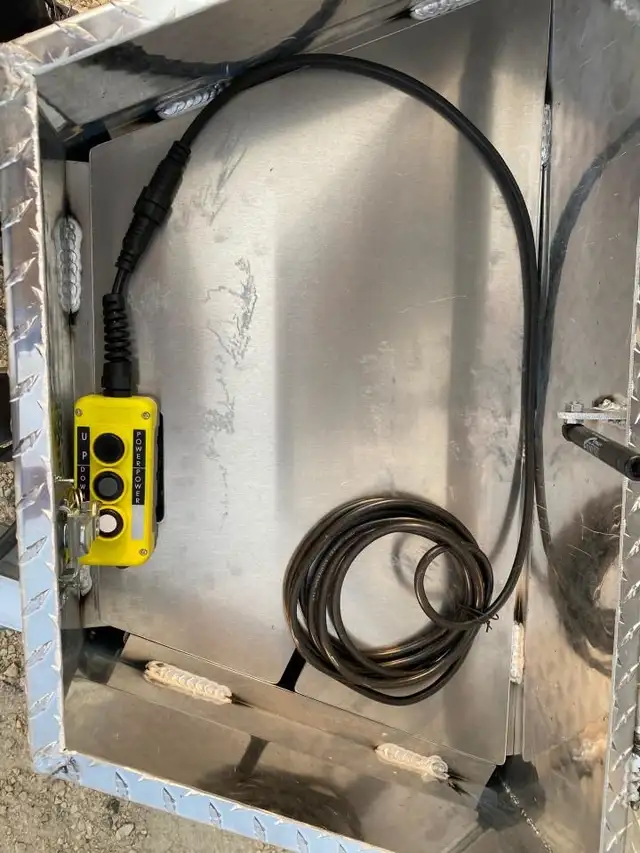 2025 Nordtek Car & Equipment Hauler Tilt 82" X 20' Nordtek Tilti in Travel Trailers & Campers in Winnipeg - Image 4