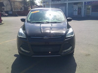 2013 Ford Escape with Only 158000 KM !!!
