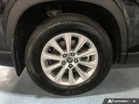 This 2024 Toyota Grand Highlander Hybrid is a reliable and stylish SUV designed for comfort and effi... (image 5)