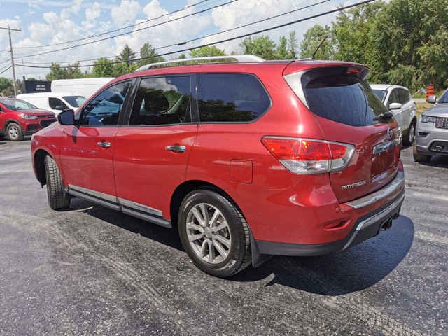 2016 Nissan Pathfinder SL 4WD in Cars & Trucks in Belleville - Image 3