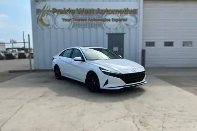 2023 Hyundai Elantra Preferred Call or text us at 306-380-6163 to schedule a test drive or learn mor...