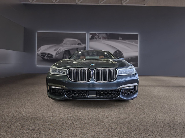 2019 BMW 7 Series 750i xDrive Navigation, Toit ouvrant, Radio sa in Cars & Trucks in Québec City - Image 3