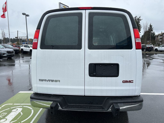  2021 GMC Savana Cargo Van with Bulkhead, only 26,000K's, One Ow in Cars & Trucks in Nanaimo - Image 4