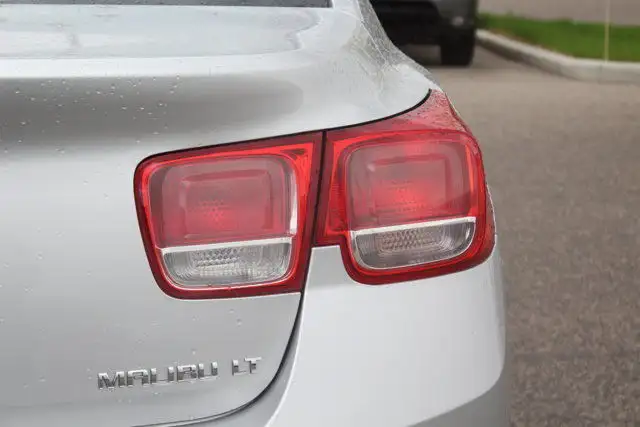 2016 Chevrolet Malibu Limited LT dans Autos et camions dans Calgary - Image 10