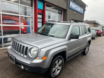 WE HAVE A NICE CLEAN ACCIDENT FREE AWD JEEP THAT HAS GREAT SERVICE RECORD THIS JEEP LOOKS AND DRIVES...
