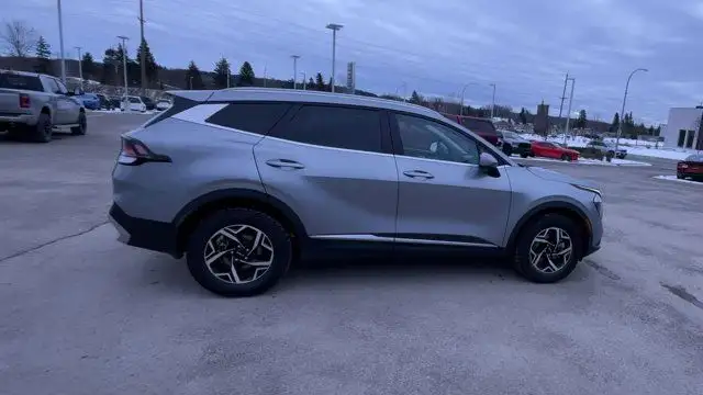 2023 Kia Sportage LX | AWD | Backup Camera | Heated Seats in Cars & Trucks in Prince George - Image 11