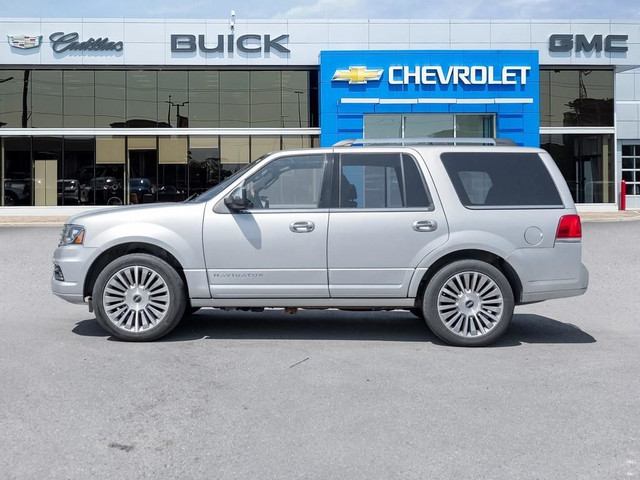 2015 Lincoln Navigator 4WD 4dr in Cars & Trucks in Oakville / Halton Region - Image 4