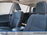 Fiable et extrêmement populaire, le Toyota RAV4 XLE 2014 est parfait pour affronter le climat québéc... (image 9)