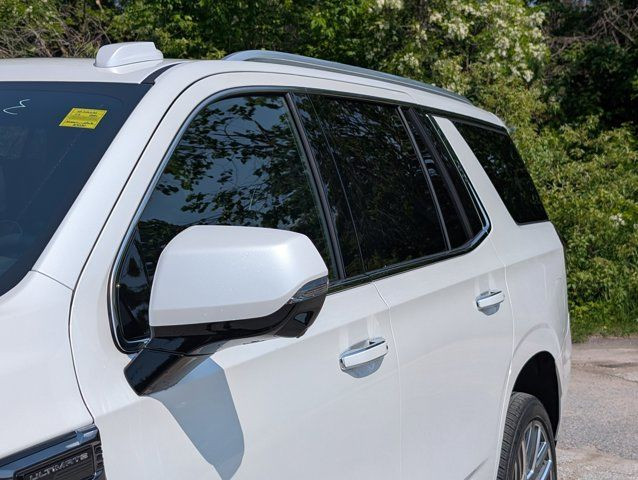 2025 GMC Yukon Denali Ultimate- Max Trailering Pkg - Adv in Cars & Trucks in Barrie - Image 4