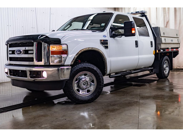 2009 Ford F-250 4x4 Crew Cab XLT Wild Fire Truck in Cars & Trucks in Calgary - Image 3