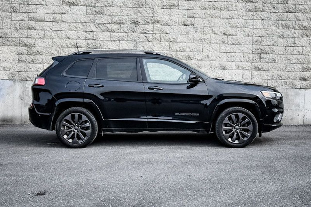 2020 Jeep Cherokee High Altitude • SUNROOF • NAV • COOLED LEATHE in Cars & Trucks in Cornwall - Image 2