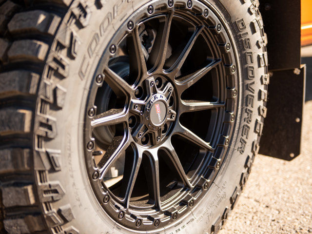 2025 Ram 1500 Rebel 4x4, Custom Wrap, 35 Inch Tires, 3.5 Inch in Cars & Trucks in Calgary - Image 2