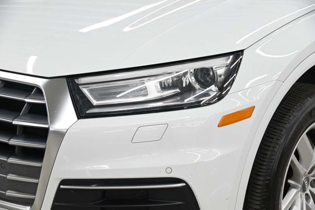 2019 Audi Q5 Komfort in Cars & Trucks in City of Montréal - Image 2