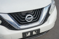 Enjoy the open road in this 2015 Nissan Murano SL AWD, boasting a luxurious leather interior, a pano... (image 9)