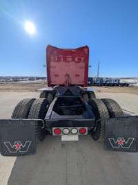 LOW KMS 2007 Western Star 4900SF Detroit Series 60 515 HP Engine Rebuilt at 389,549KMS / 12,709HRS i... (image 7)