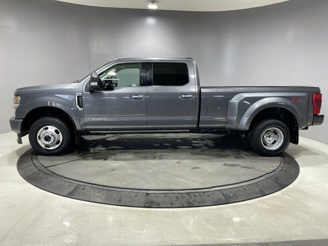 2021 Ford Super Duty F-350 DRW Limited - CLEAN CARFAX in Cars & Trucks in Strathcona County - Image 2
