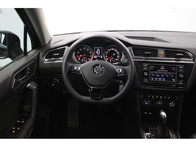 2021 Volkswagen Tiguan TRENDLINE / 2.0 TSI / 4 MOTION in Cars & Trucks in Lévis - Image 3